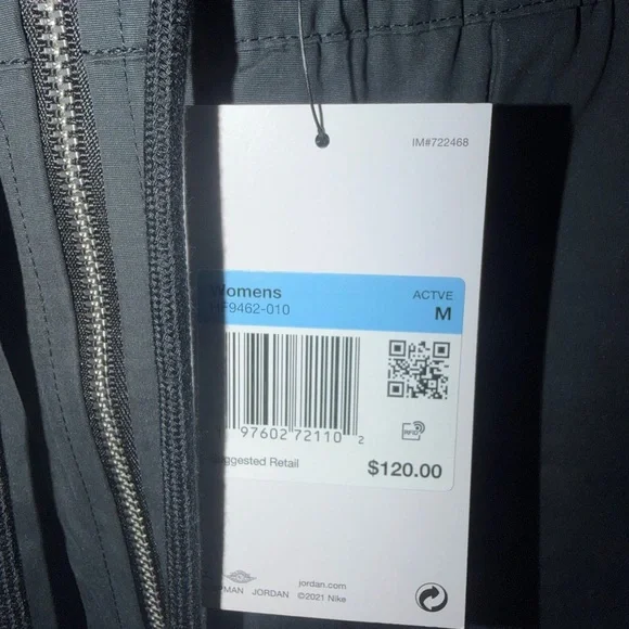 Women’s Jordan Brand “Chicago” Cargo Skirt
